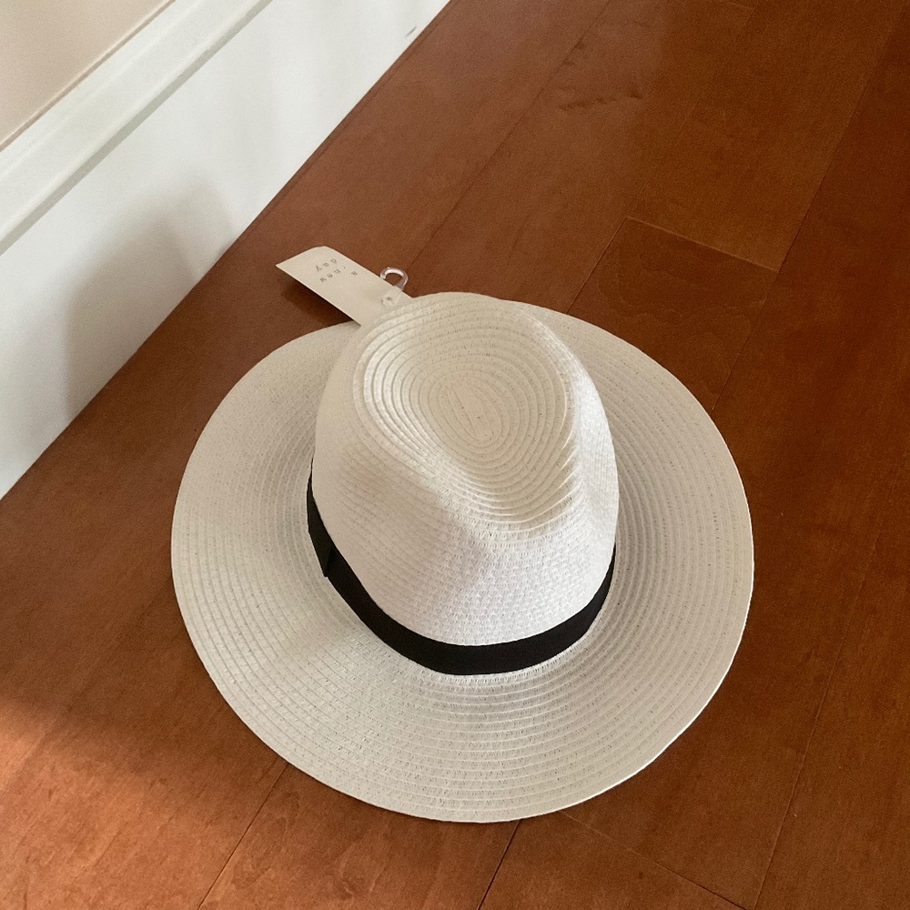 white fedora